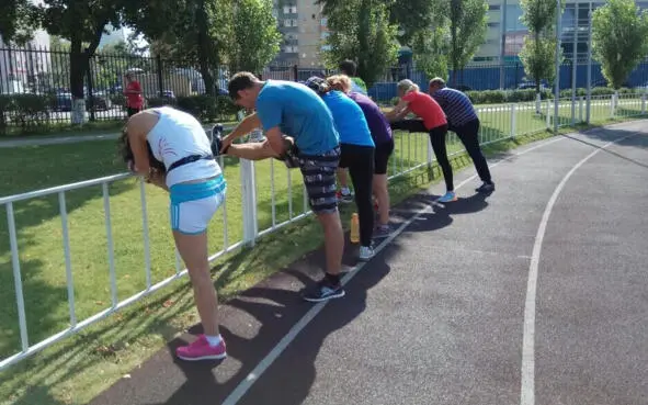 Мы поддерживали друг друга подбадривали На пятнадцатиминутной разминке всегда - фото 2