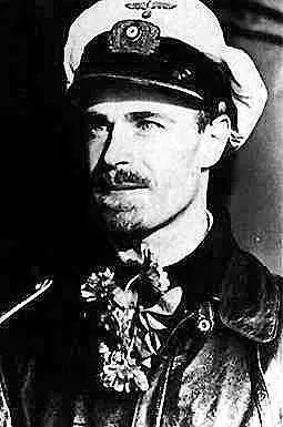 Чего он не знал Что 9 июля 1943 г он и его подлодка сами будут потоплены - фото 64