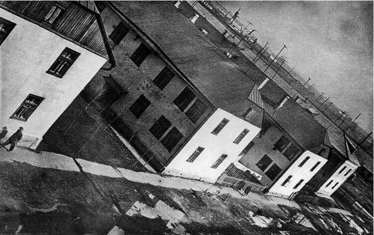 Стандартные засыпные дома на Долгопрудной Около 1937 года В одном из таких - фото 26