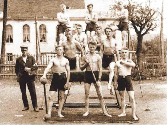 Спортсмены Социалистического рабочего движения Германии 1925 г На - фото 32