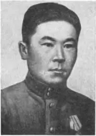 Сеитхамза Мусаханов Петр Панченко Хамза Казыбаев родился в 1922 году в - фото 17