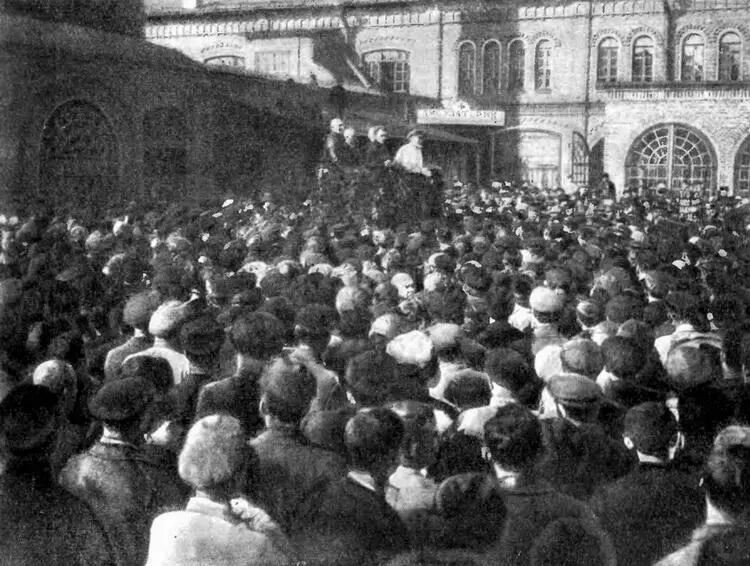 Выступление Председателя ВЦИК М И Калинина на митинге рабочих завода Красный - фото 23