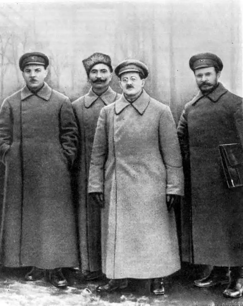 К Е Ворошилов С М Буденный И С Уншлихт М В Фрунзе Фото На - фото 45