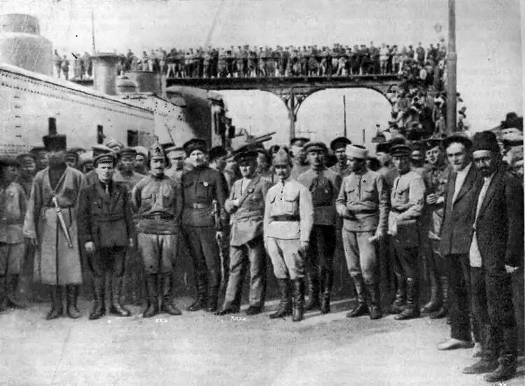 С М Киров х А И Микоян хх Г К Орджоникидзе ххх М К - фото 82