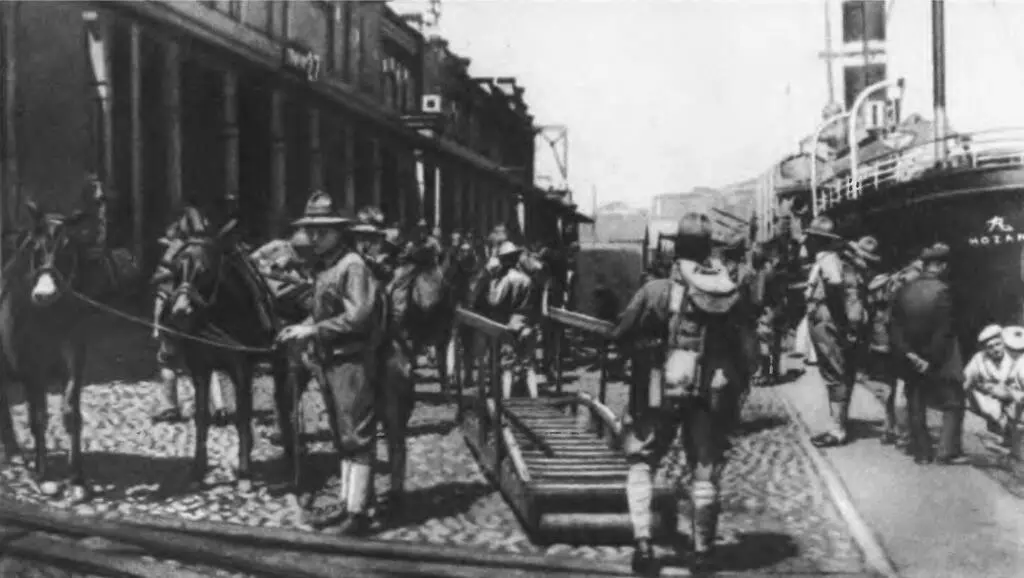 Высадка войск американских интервентов во Владивостоке 1918 г Фото - фото 36