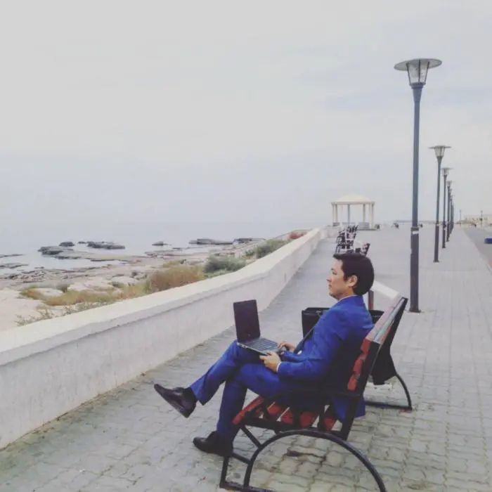 Пишу эти строки из единственного нашего морского города Актау куда прилетел по - фото 32