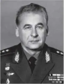 Командир 4й ОА ген лт Царьков В Г Генералполковник Царьков прошел все - фото 17