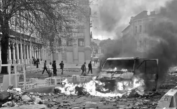 Теракт Эксперты говорят что польское руководство страны и простое население - фото 37