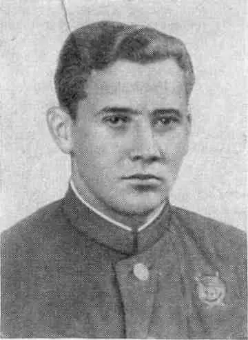 Юрий Двужильный в 1940 г А о том кто эти герои знали только их боевые - фото 18