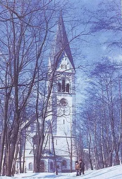Церковь королевы Луизы сегодня театр кукол Школа им королевы Лунзы - фото 165