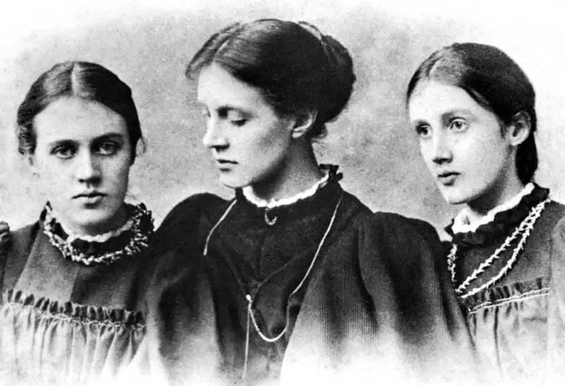 Ванесса Стелла Вирджиния Ванесса и Тоби Както под вече - фото 9