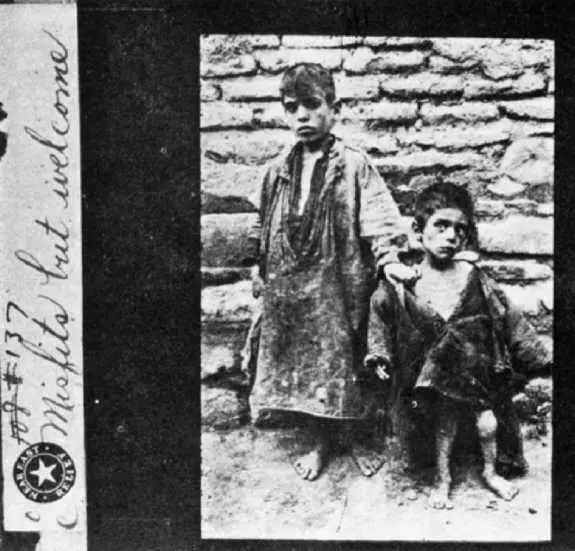 Подделка 25 На фотографии снятой американской гуманитарной организации - фото 52