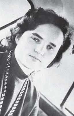 Наталья Макарова 1970 год Татьяна Батаева и Евгений Купчинов 1987 год Игорь - фото 40