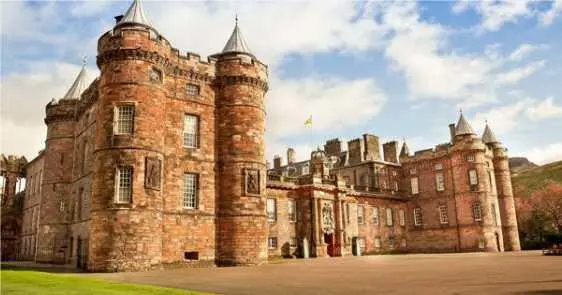 Дворец Холируд Holyrood Palace королевская резиденция в Эдинбурге Эта - фото 101