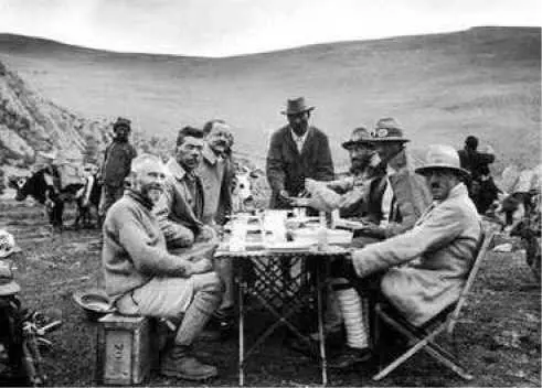 Участники экспедиции на Эверест 1922 год Гастроном Фортнум и Мейсон быстро - фото 237