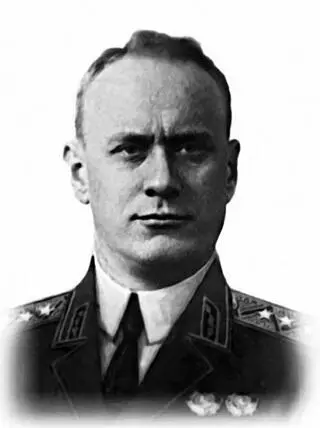 И А Серов А М Леонтьев 28 марта 1946 г начальник ГУББ МВД СССР А М - фото 68