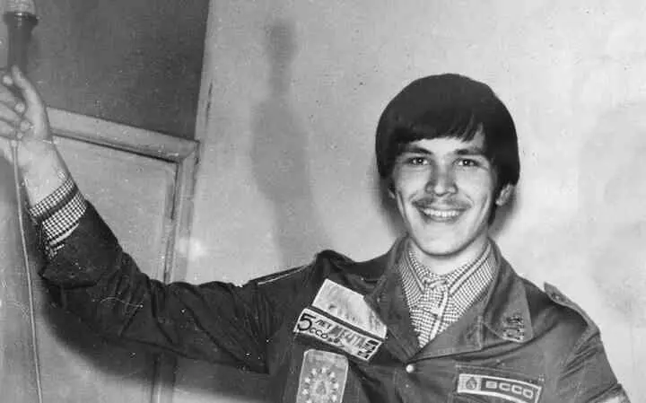 Пётр Май боец ССО Мечта 1982 Бесспорным лидером зарождавшейся группы и её - фото 11
