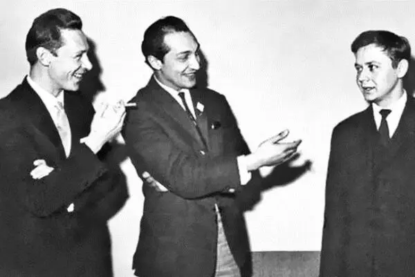 Олег Ефремов Михаил Козаков и Олег Табаков 1955 год Олег Табаков и Олег - фото 19