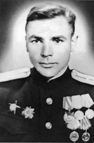 Папа Варлей Владимир Викторович после войны С мамой на 19м километре под - фото 5