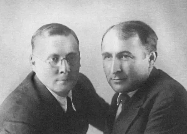 Николай Заболоцкий и Симон Чиковани Тбилиси 1936 г Николай Заболоцкий в - фото 46