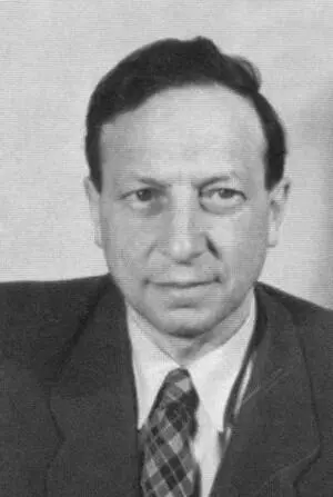 Вениамин Каверин 1945 г Евгений Шварц 1940е гг Николай Степанов 1940е - фото 55