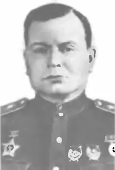 60 Попов А Ф 61 Скворцов Б М Командиры моторизованных дивизий 1 - фото 90