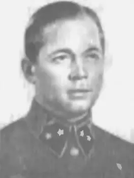 21 Вольский В Т 23 Лавринович В Б 27 Кукушкин А В Начальники штабов - фото 164