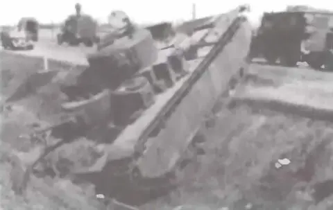 Тяжелый танк Т35 8й мехкорпус лето 1941 г Средний танк Т34 с пушкой - фото 197