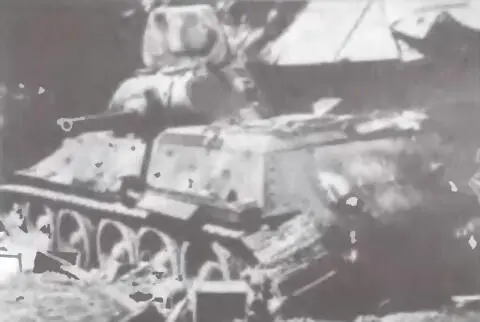 Средний танк Т34 с пушкой Л11 Западный фронт лето 1941 г Средний танк - фото 198
