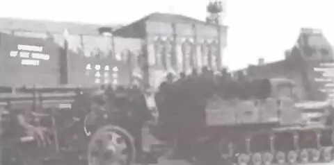 76мм зенитные пушки обр 1931 г на буксире артиллерийских тягачей Коминтерн - фото 213