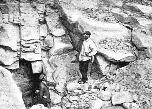 Любителемархеологом рабочимгрузчиком из Новороссийска найдена в - фото 25