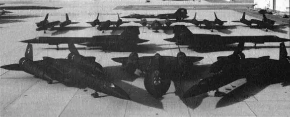 Эскадрилья Blackbird развёрнутая на базе ВВС Бил недалёко от Сакраменто - фото 19