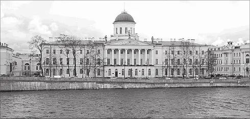 Здание Таможни Главный фасад здания с аккуратной башней выходит на Малую Неву - фото 37