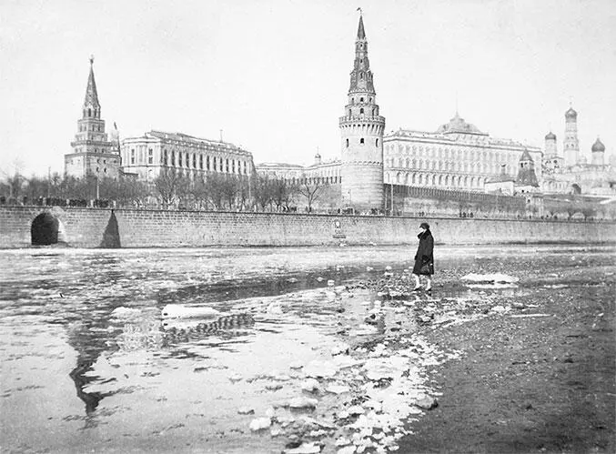 Кремлёвская набережная Фото 1930х годов из собрания Е Н Масленникова - фото 169