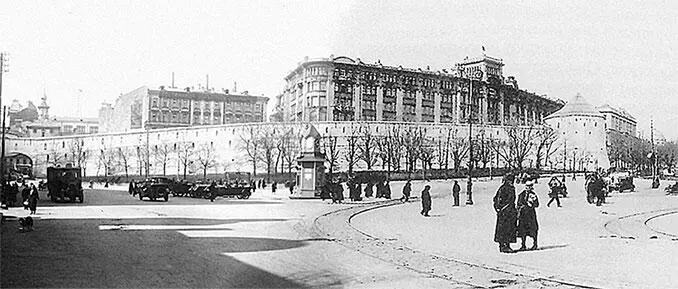 Панорама Старой площади Фото конца 1920х годов из фонда ЦИГИ Китайгородская - фото 254