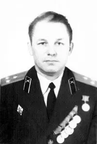 Я родился на станции Ильино Горьковской железной дороги Это была станция - фото 13