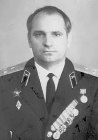 Прежде всего хочется рассказать о людях с которыми меня свела военная - фото 27