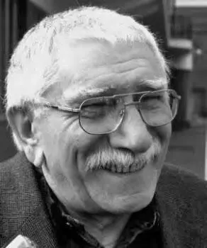 Армен Джигарханян один из любимейших публикой актеров Созданные им на сцене - фото 8