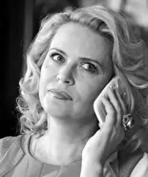Актриса Алена Яковлева дочь известного артиста Юрия Яковлева Она много и - фото 47