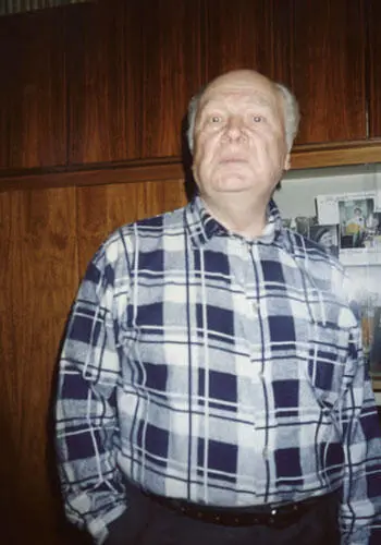Домашний Владимир Трошин На ужине в семье АхмадулинойМессерер Юрий Степанов - фото 69