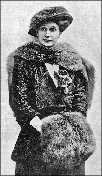 НС Брасова морганатическая супруга великого князя Михаила Александровича - фото 11