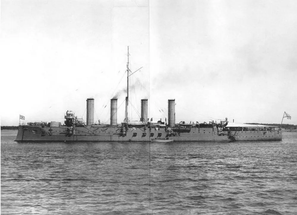 Крейсера Адмирал Макаров Паллада и Баян построенные в 19051911 гг по - фото 1