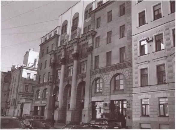 Ленинград улица Пестеля 7 в этом доме жил Виктор Лягин Виктор Лягин 1929 - фото 6