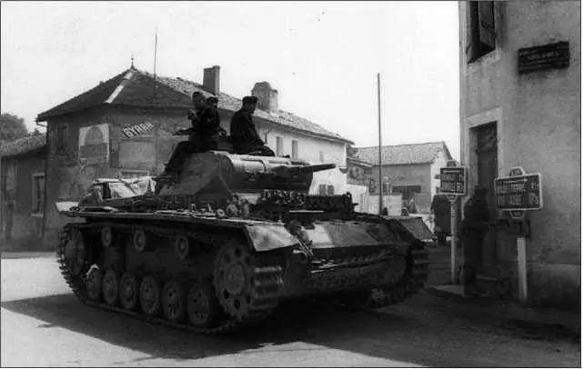 Уже во время Французской кампании 1940 года немцы начали использовать запасные - фото 69
