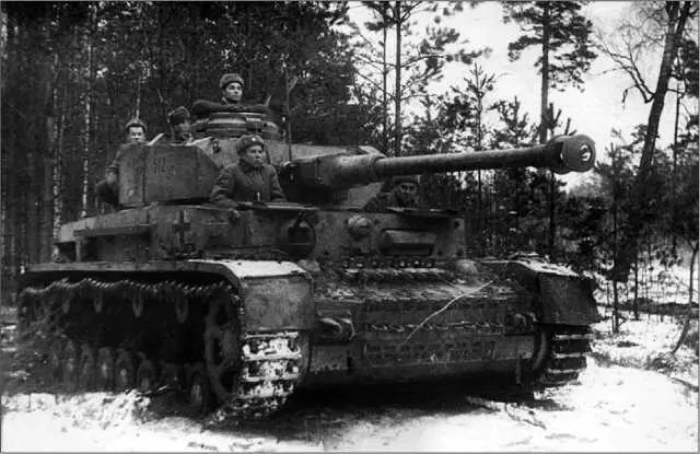 PzIV AusfH с советским экипажем 1943 год В целом можно утверждать что из - фото 207