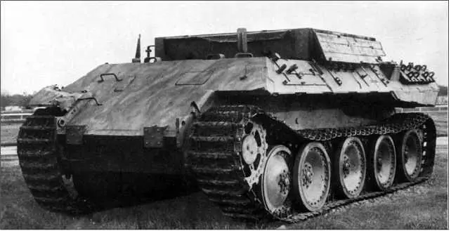 Первый вариант БРЭМ Bergepanther представлял собой Пантеру AusfD со снятой - фото 262