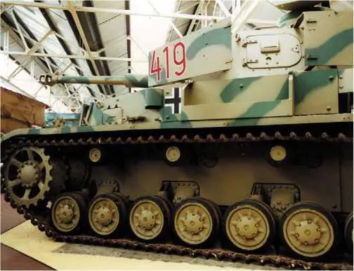 Жертва большого ремонта Panzer IV AusfD перевооруженный 75мм длинноствольной - фото 330