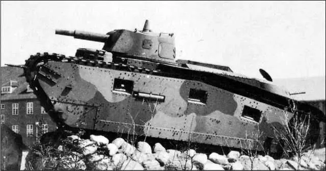 KruppGrosstraktor установленный перед казармой 5го танкового полка в - фото 27