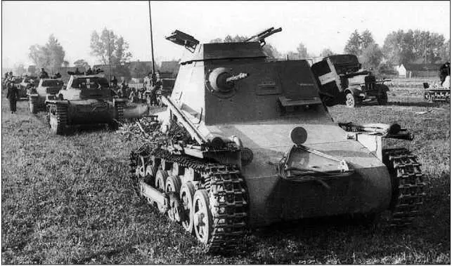 Командирский танк KIPzBfWg 3KIB Сначала эти машины выпускались без - фото 73