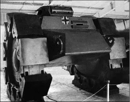 Schwerer Minenraumer в экспозиции Военноисторического музея бронетанкового - фото 82